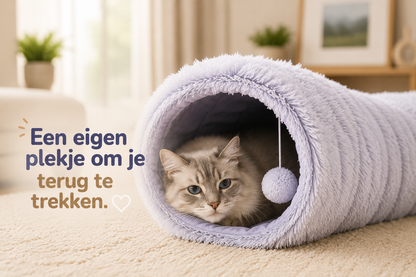 Pawlio CozyTunnel™ met kat die rustig en geborgen in de zachte kattentunnel ligt